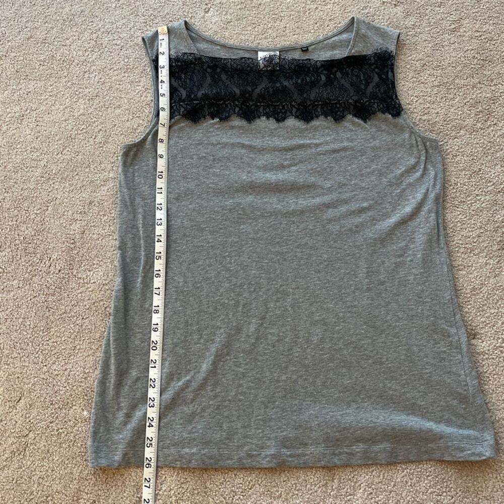 Cabi 3815 Lacey Tee Gray Black Lace Sleeveless Tank Top Size Medium Minimalist - Picture 7 of 7